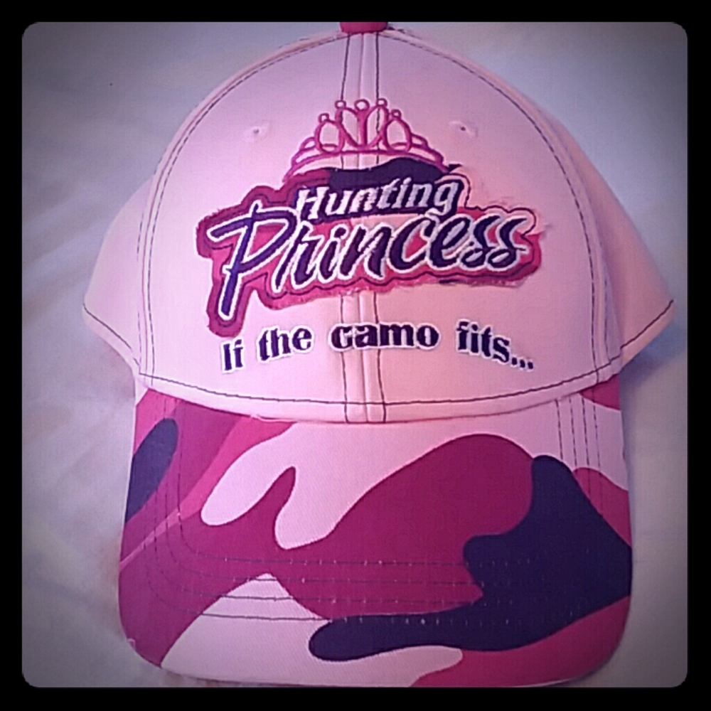 Buck wear camouflage hat